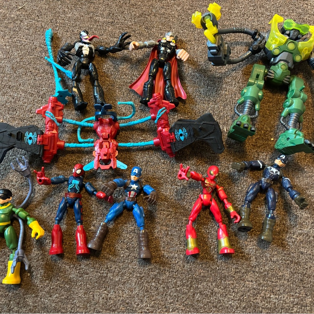 Superhero Action Figure Set - Multicolor